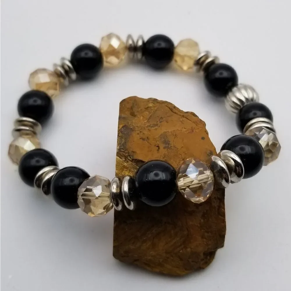 Champagne gothic beaded bracelet 🤩H